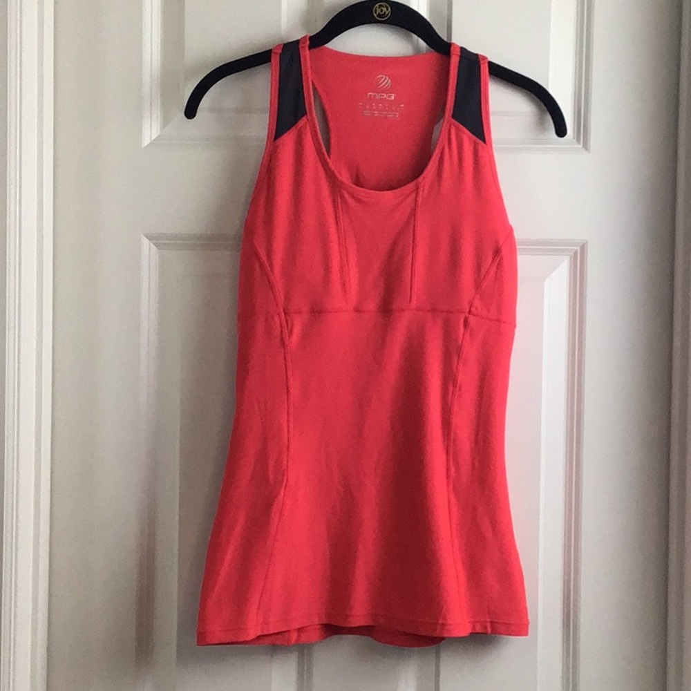 MPG Athletic top